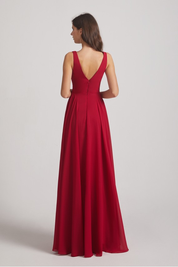 Long Sleeveless Cowl Chiffon A-line Bridesmaid Dresses Canada