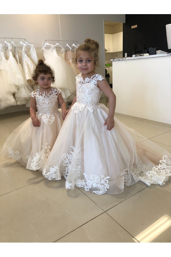 Ivory Ball Gown Chapel Train Sleeveless V-Back Flower Girl Dress Canada